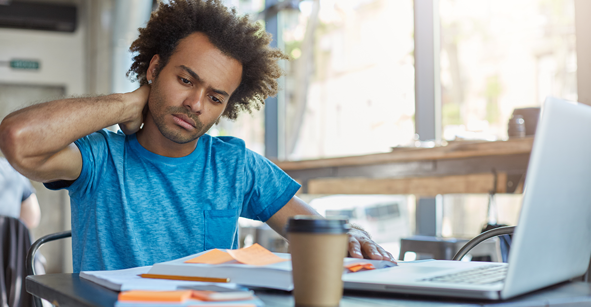 What is Tech Neck? How to Relieve Shoulder and Neck Pain with Querceti ...